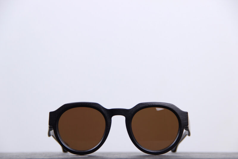 Klenze and Baum lunette de soleil noire pantos