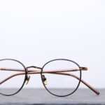 LUNOR | Lunettes de vue en titane or rose avec insert en acétate