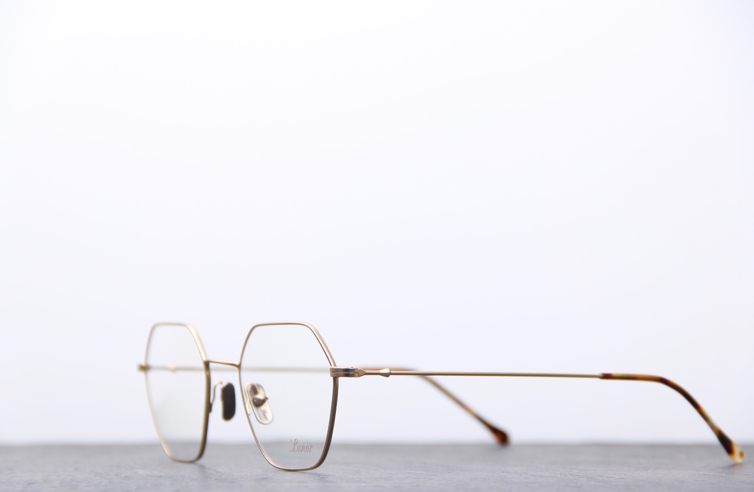 LUNOR l Lunettes de vue en titane