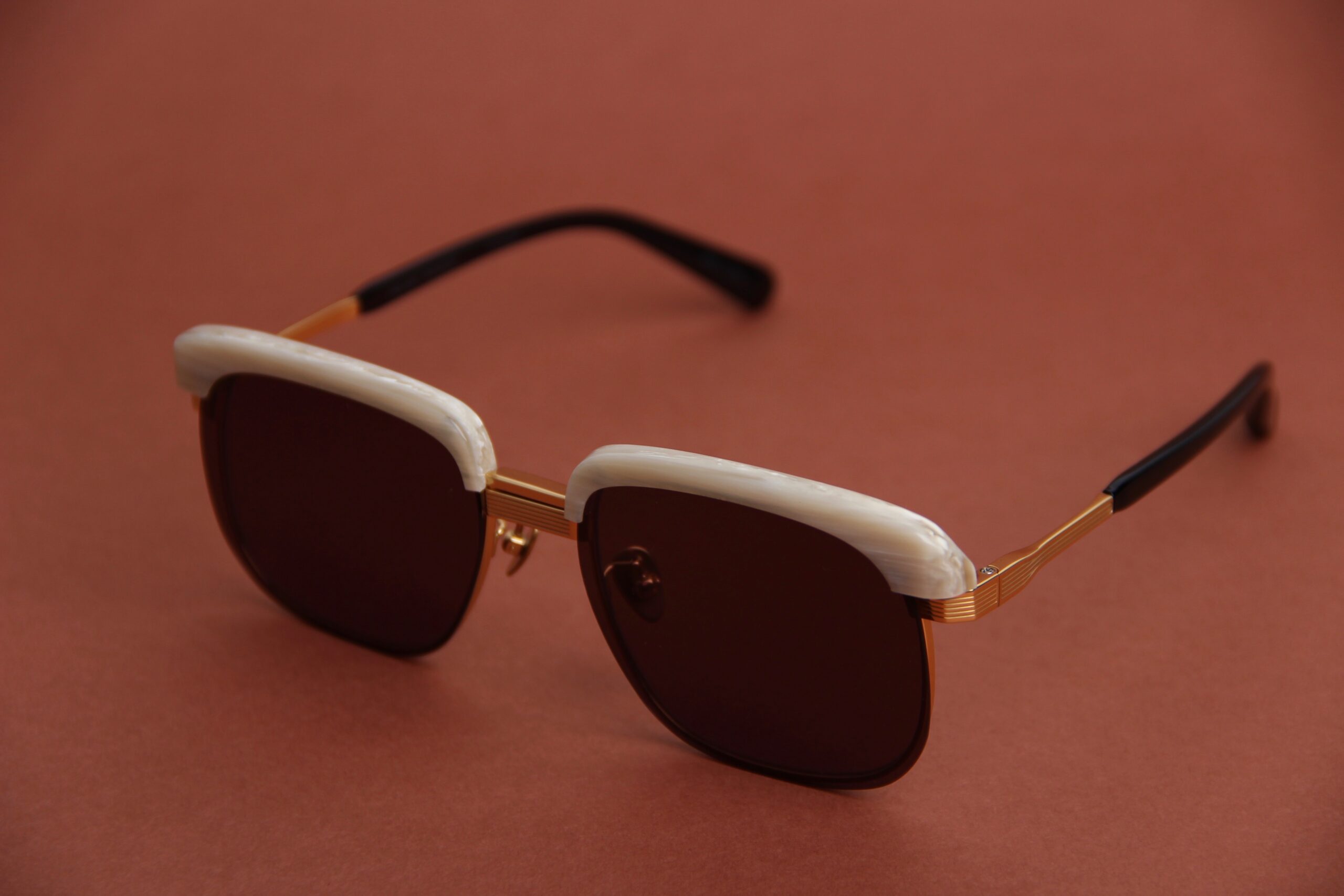 Lunettes de soleil Projekt Produkt en titane et clip solaire