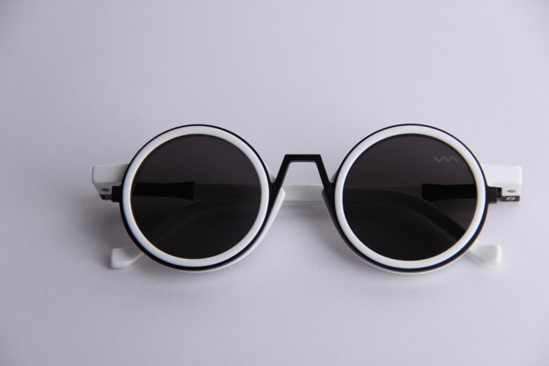 Lunette de soleil ronde VAVA, blanche avec verres Gris